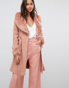 Приталенно-расклешенное пальто с искусственным мехом Miss Selfridge-Розовый