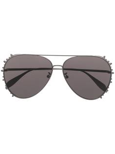 Alexander McQueen Eyewear солнцезащитные очки-авиаторы с заклепками-шипами