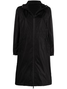 Moncler пальто с нашивкой-логотипом и капюшоном