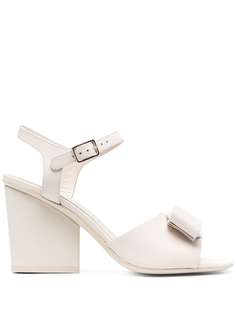 Salvatore Ferragamo босоножки с бантом