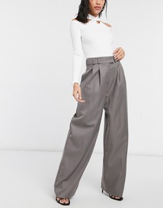 Классические брюки цвета мокко с защипами Topshop-Коричневый цвет