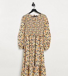 Платье мидакси с присборенным лифом, ярусной юбкой и цветочным принтом Fashion Union Plus-Многоцветный