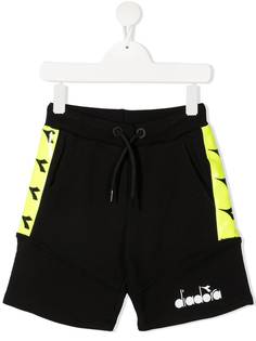 Diadora Junior шорты со вставками и логотипом