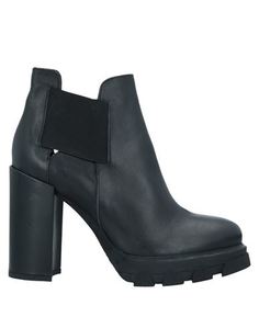 Полусапоги и высокие ботинки LE Ruemarcel