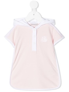 Moncler Enfant платье с капюшоном и вышитым логотипом