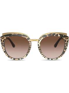 Dolce & Gabbana Eyewear солнцезащитные очки Family в оправе кошачий глаз