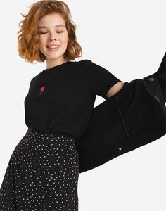 Чёрная футболка с вышитой розой Gloria Jeans