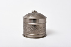 Металлическая шкатулка с гравировкой (abby décor) серый 13 см.