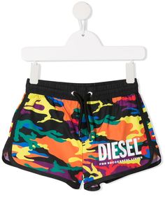 Diesel Kids плавки-шорты с камуфляжным принтом