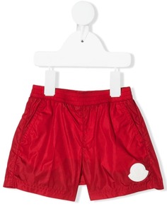 Moncler Enfant плавки-шорты с нашивкой-логотипом