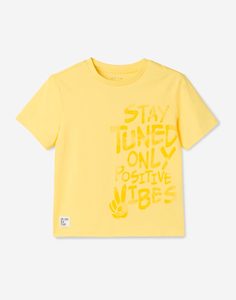 Жёлтая футболка с надписью для мальчика Gloria Jeans
