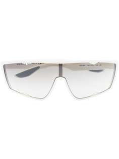 Prada Eyewear солнцезащитные очки-авиаторы в массивной оправе