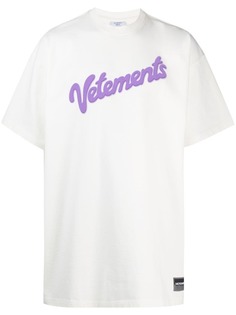 VETEMENTS футболка с короткими рукавами и логотипом