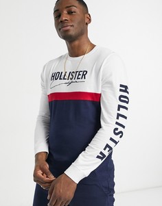 Лонгслив в стиле колор блок в белом и красном цвете с логотипом Hollister-Белый