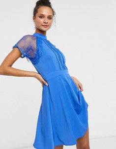 Синее платье мини с кружевными вставками Liquorish-Голубой