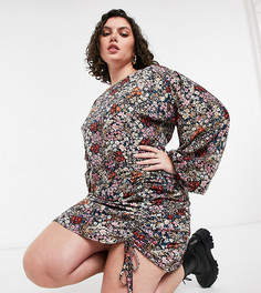 Розовое платье мини со сборками и цветочным принтом Vero Moda Curve-Розовый цвет