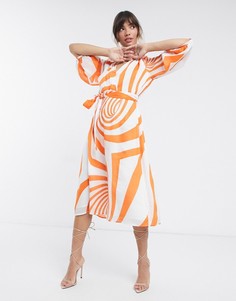 Платье миди с поясом и оранжевым принтом Traffic People-Многоцветный