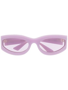 Bottega Veneta Eyewear затемненные солнцезащитные очки в овальной оправе