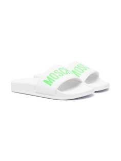 Moschino Kids шлепанцы с логотипом