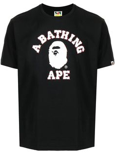 A BATHING APE® футболка с графичным принтом Bape