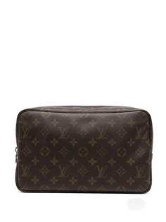 Louis Vuitton косметичка 2005-го года с монограммой