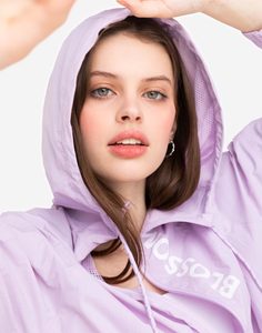 Сиреневая ветровка с надписью BLOSSOM Gloria Jeans