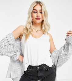 Белая майка из органического хлопка с овальным вырезом ASOS DESIGN Petite ultimate-Белый