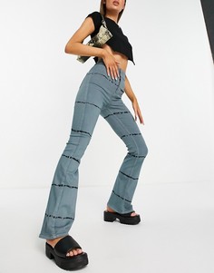 Бирюзовые джинсы клеш с принтом тай-дай Topshop-Голубой