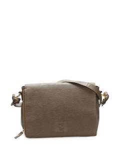 Fendi Pre-Owned фактурная сумка через плечо с логотипом FF