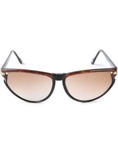 Givenchy Pre-Owned солнцезащитные очки в овальной оправе