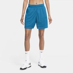 Женские баскетбольные шорты Nike Swoosh Fly