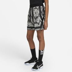Женские баскетбольные шорты с принтом Nike Fly Crossover