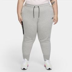 Женские брюки Nike Sportswear Tech Fleece (большие размеры)