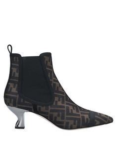 Полусапоги и высокие ботинки Fendi