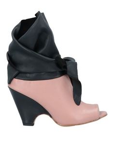 Полусапоги и высокие ботинки J.Born