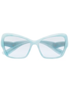 Dolce & Gabbana Eyewear солнцезащитные очки в оправе бабочка