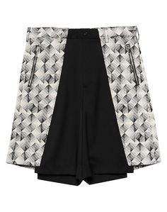 Шорты и бермуды Emporio Armani