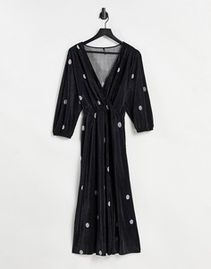 Плиссированное платье миди с перекрестным дизайном спереди и принтом в белый горошек Only-Черный цвет