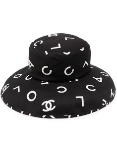 Chanel Pre-Owned шляпа с логотипом