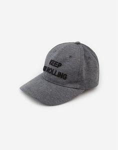 Серая бейсболка «Keep on rolling» для мальчика Gloria Jeans