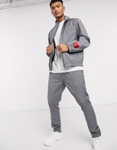 Серый строгий бомбер в тонкую полоску HUGO Uris2021