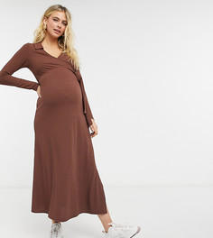 Платье макси в рубчик шоколадно-коричневого цвета с длинными рукавами и запахом ASOS DESIGN Maternity-Коричневый цвет
