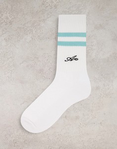 Белые спортивные носки с вышитым логотипом и голубыми полосками ASOS Actual-Белый