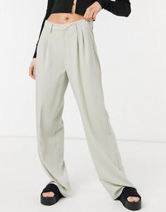 Серо-бежевые oversized-брюки со складками Cotton:On-Нейтральный