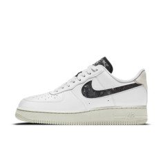 Женские кроссовки Nike Air Force 1 07 SE - Белый