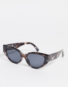 Солнцезащитные очки в серой черепаховой оправе «кошачий глаз» миндалевидной формы ASOS DESIGN Recycled-Серый