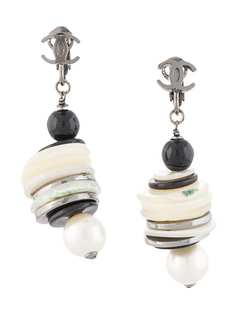 Chanel Pre-Owned серьги-клипсы с логотипом CC