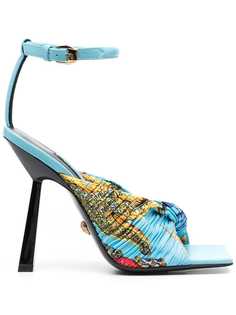 Versace босоножки с принтом