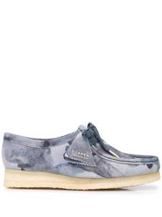 Clarks Originals туфли Wallabee с абстрактным принтом