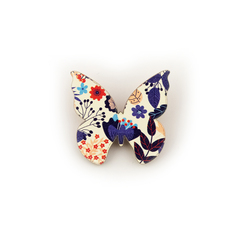 Значок Орландо - Бабочка, белый фон, крупные цветы, 6.5 х 9.5 см Orlando